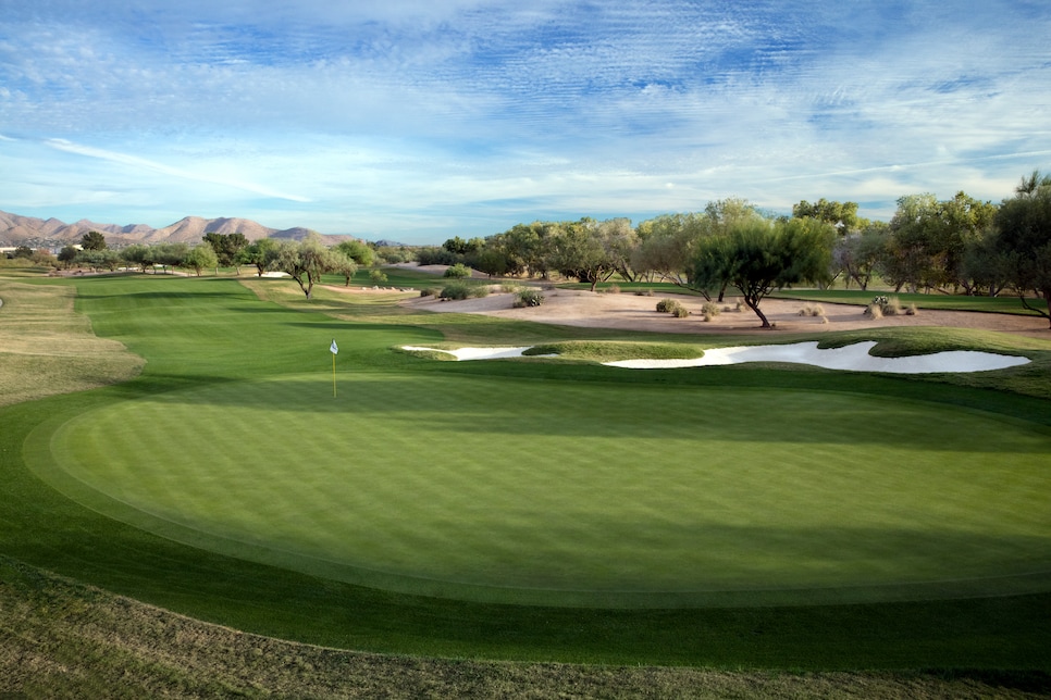 tpc-scottsdale-champions-twelfth-hole-12553